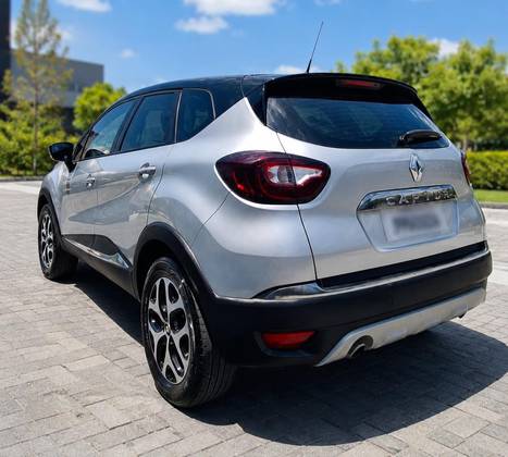 RENAULT CAPTUR 1.6 16V SCE FLEX INTENSE X-TRONIC RENAULT CAPTUR 1.6 16V SCE FLEX INTENSE X-TRONIC